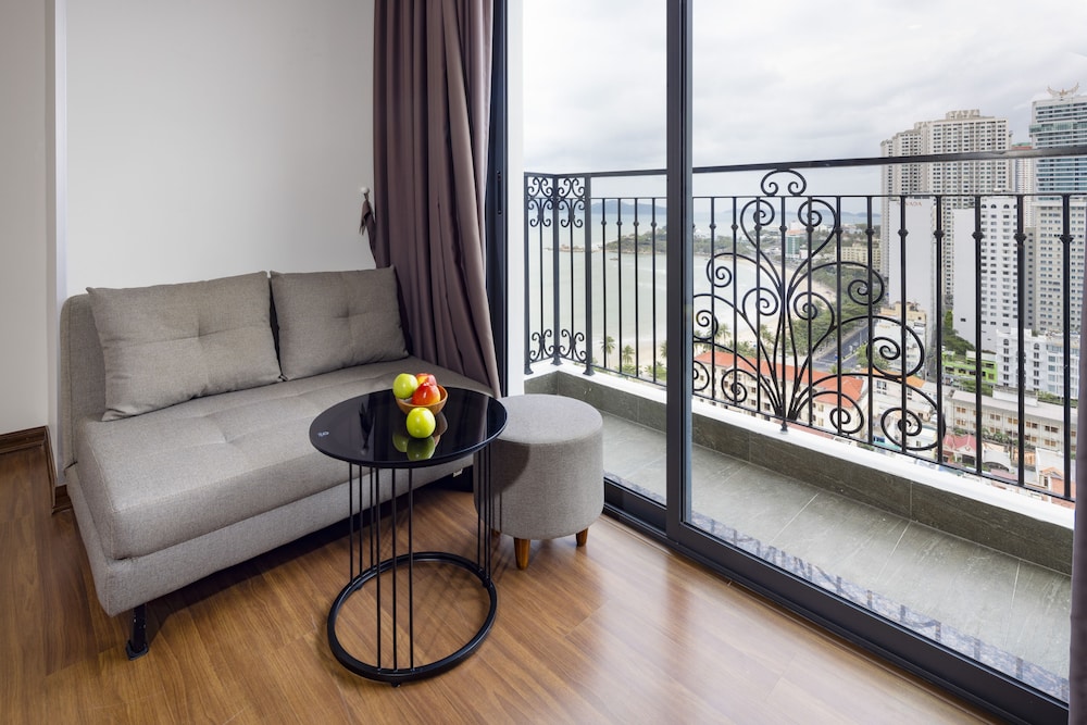 DAPHOVINA SUITE OCEAN VIEW - Photo 6