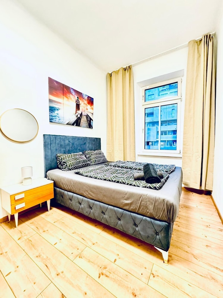 Basic Room