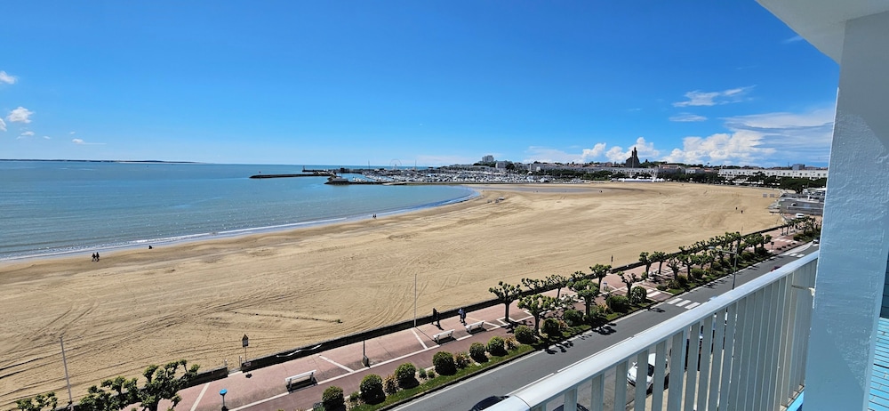 Family Apartment, 2 Bedrooms, Sea Facing (T3 55m² 4eme) photo 2