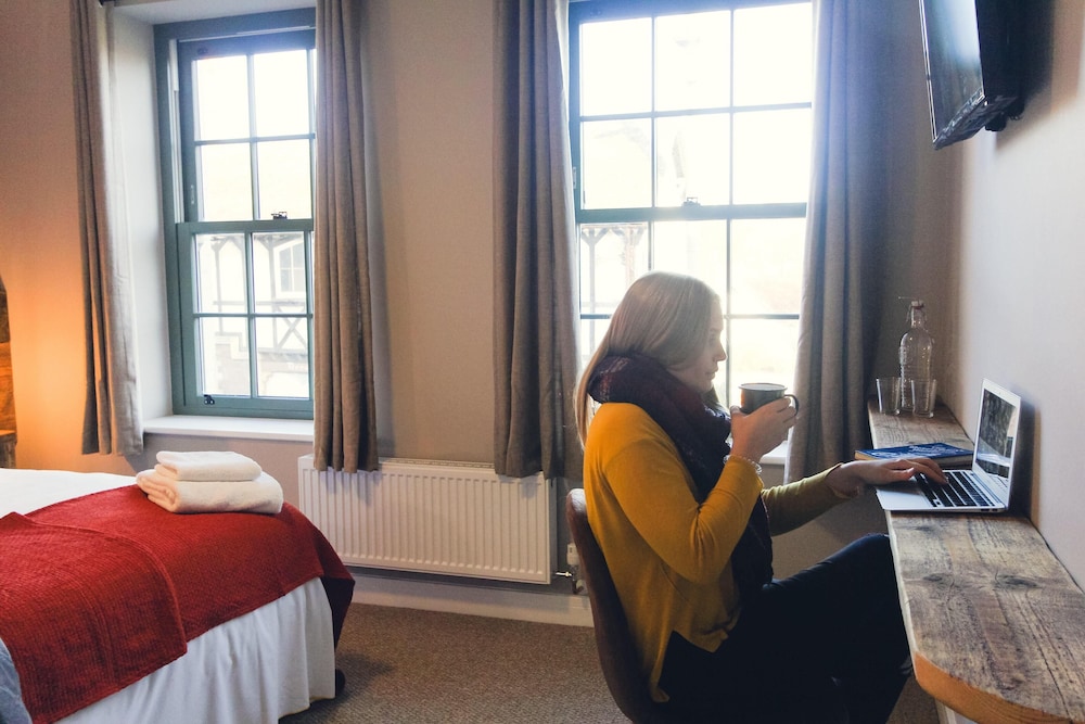Classic Twin Room, Ensuite, City View