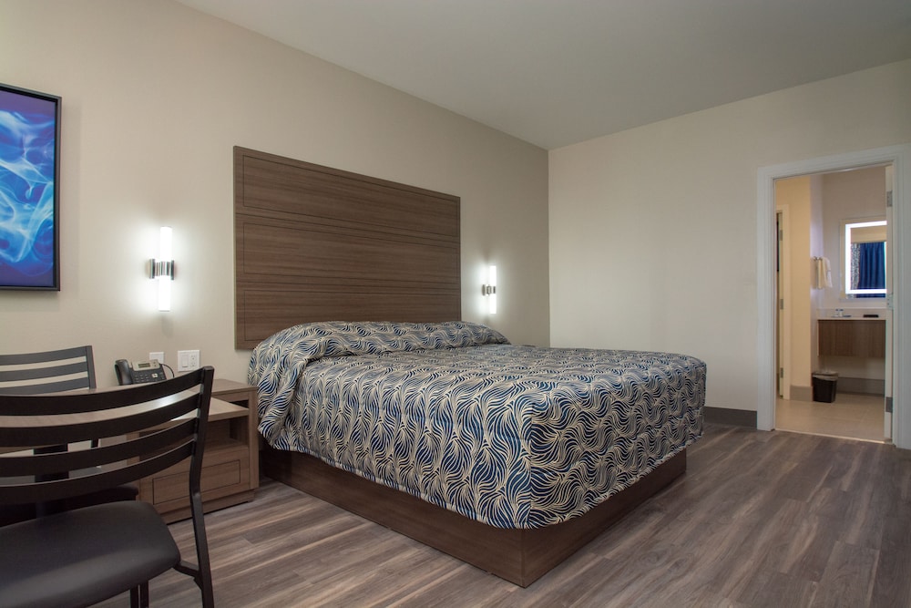 Standard Room, 1 King Bed, Non Smoking
