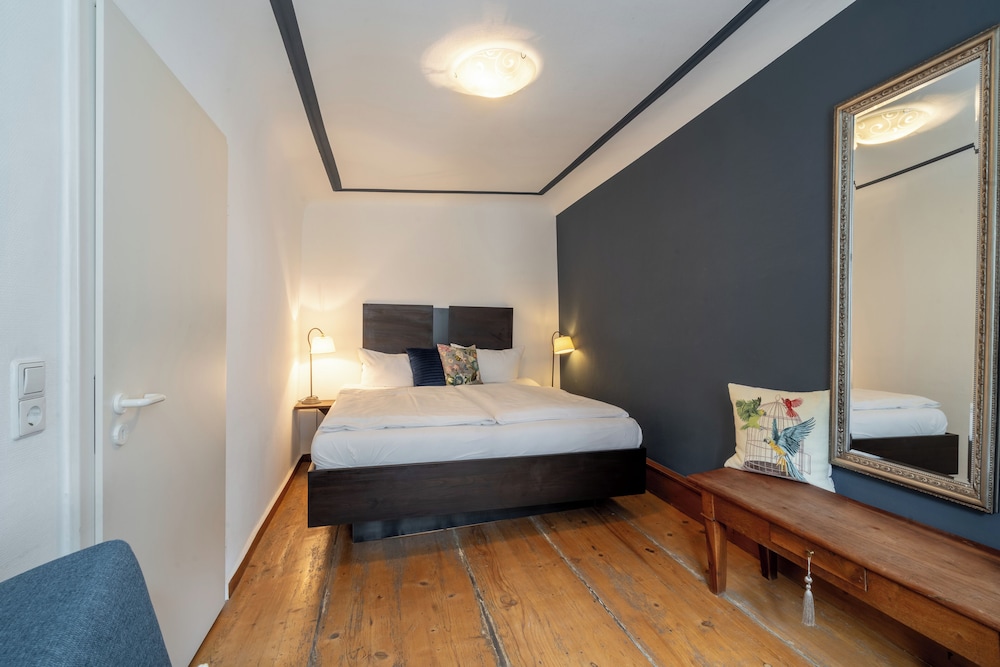 Suite, Balcony - Photo 2