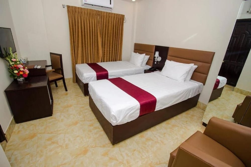 Deluxe Double or Twin Room, City View