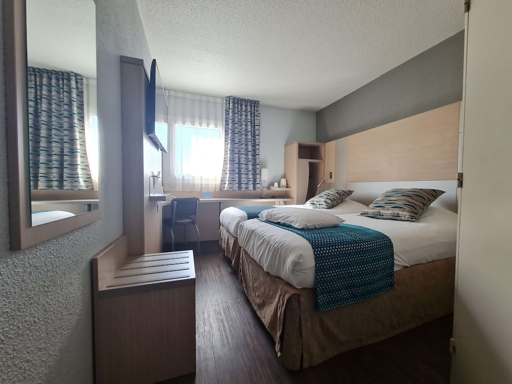 Standard Room, 1 Double Bed - Photo 10