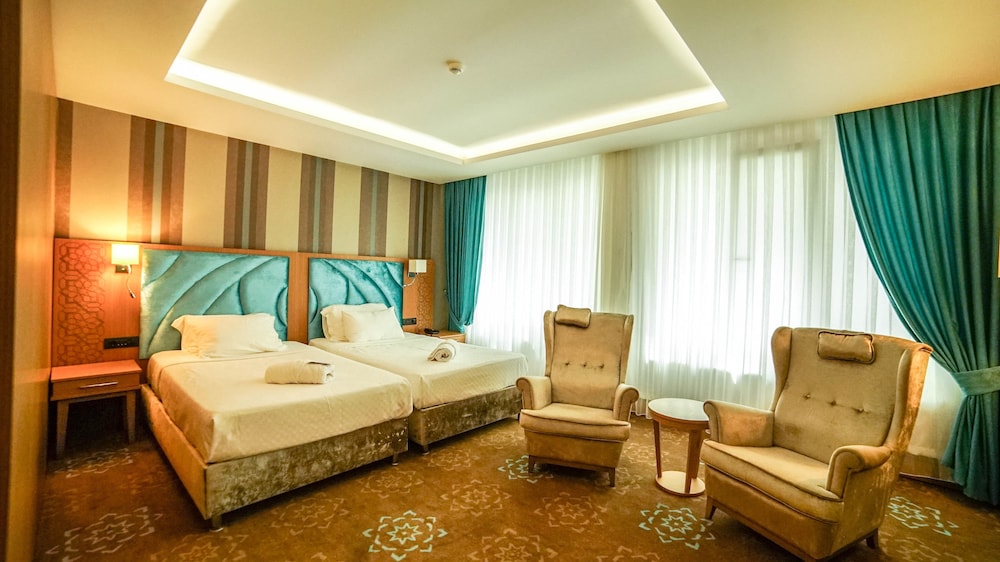 Deluxe Twin Room photo 3