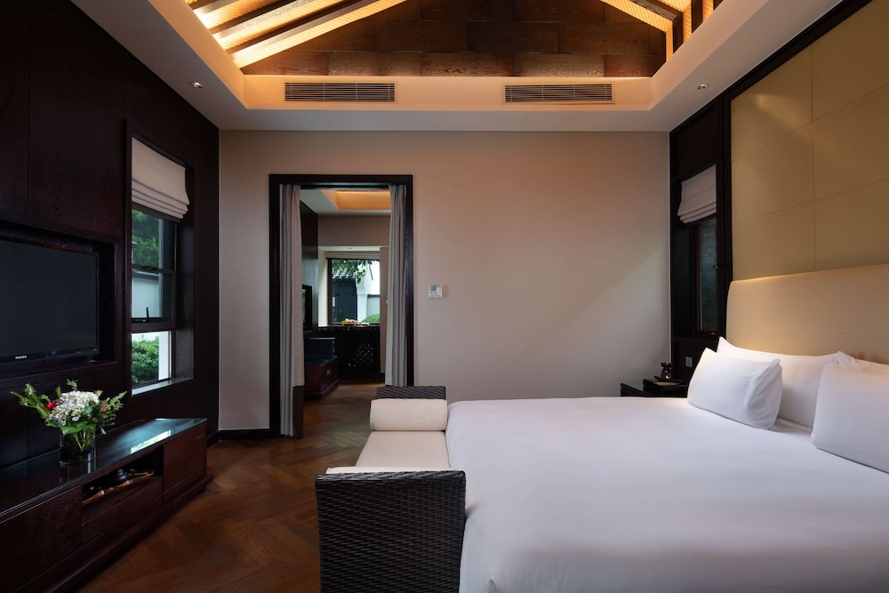 Hot Spring Garden Villa