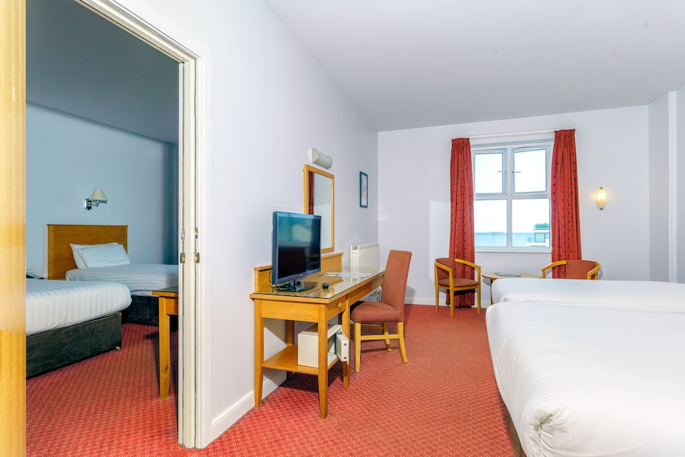 Room, 1 King Bed, Non Smoking, Sea View photo 3