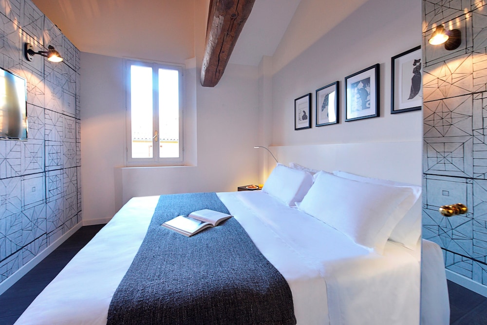 La Torre apartment thumbnail 5