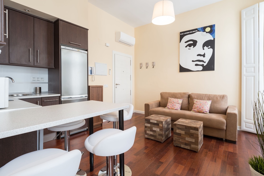 Apartment, 1 Bedroom ( Carmen Calderon )