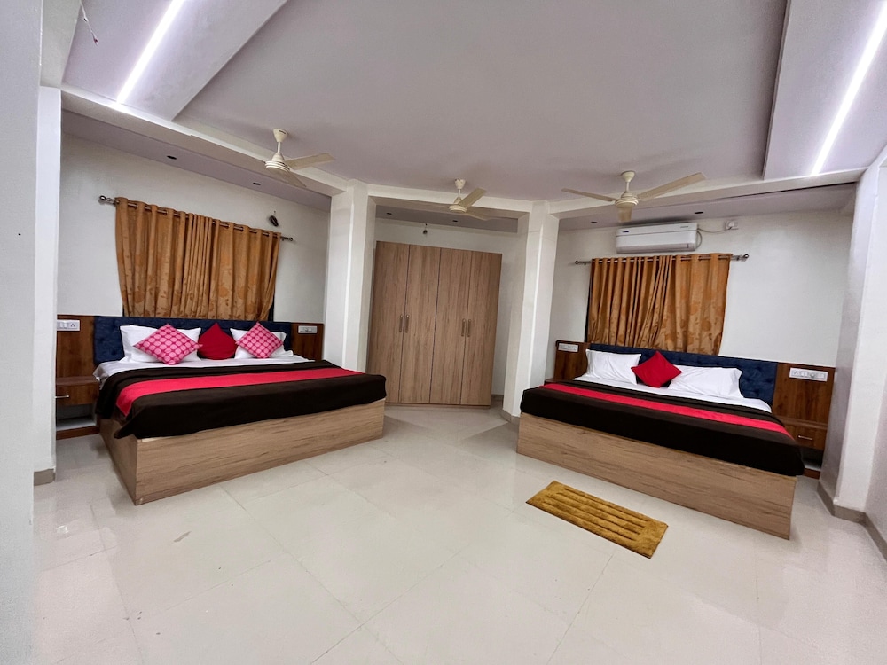 Family Room photo 1