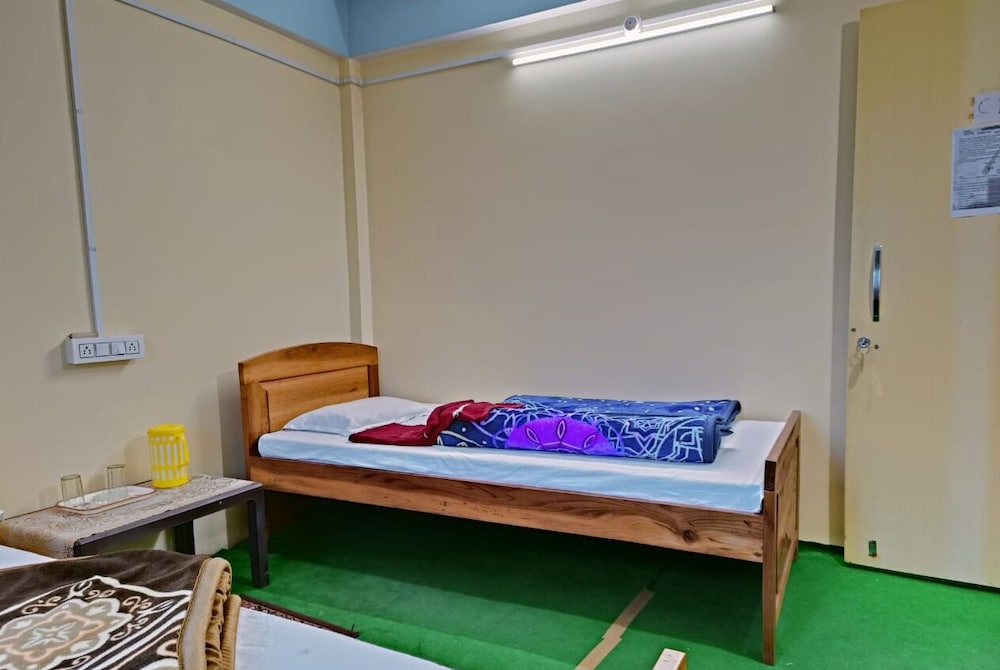 Standard Room, Hill View photo 3