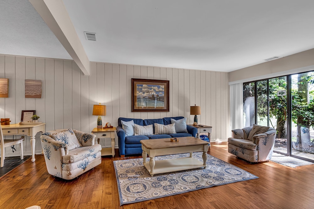 Villa, Multiple Beds, Kitchen, Golf View (498 Plantation Club Villas)