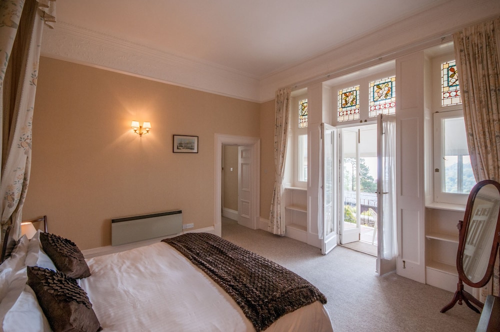 Superior Apartment, Private Bathroom, Sea View (Gilbert (1 Bedroom)) photo 2