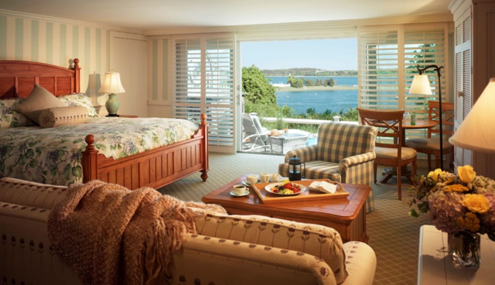 Premier Waterview King