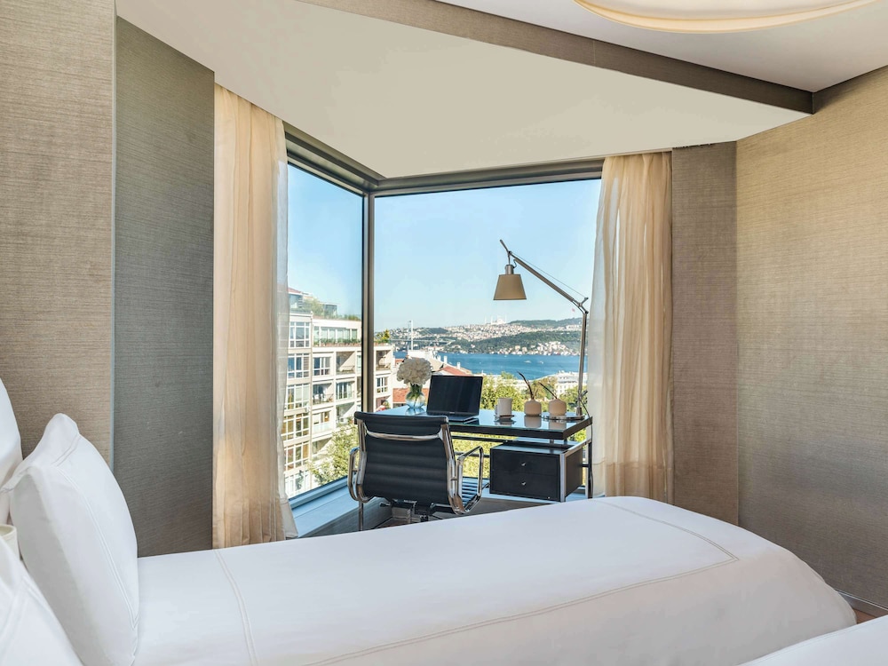 Luxury Studio, 1 Bedroom, Sea View (Residence)