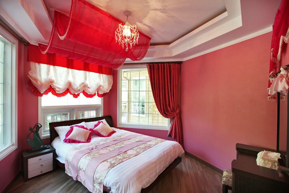 Room (Prauen)
