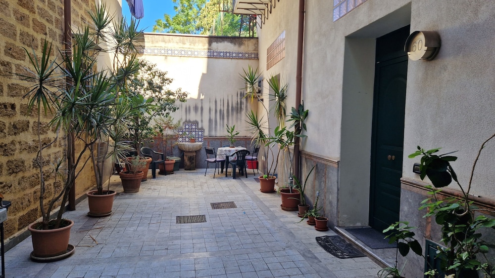 Casa Ròtre in the Historic Center of Palermo, 写真 10