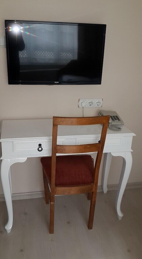 Standard Double or Twin Room photo 3