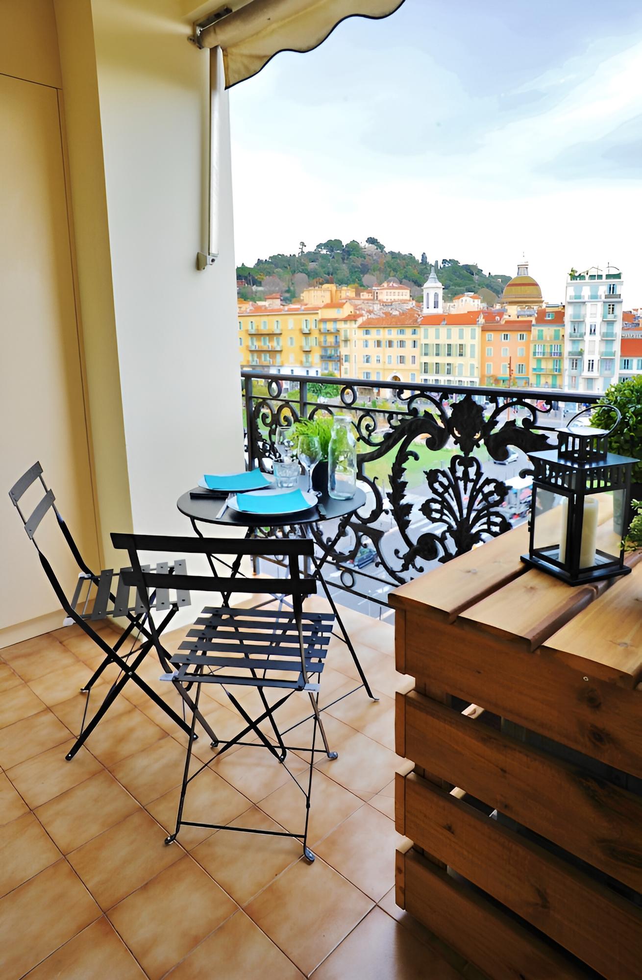 Luxury Apartment