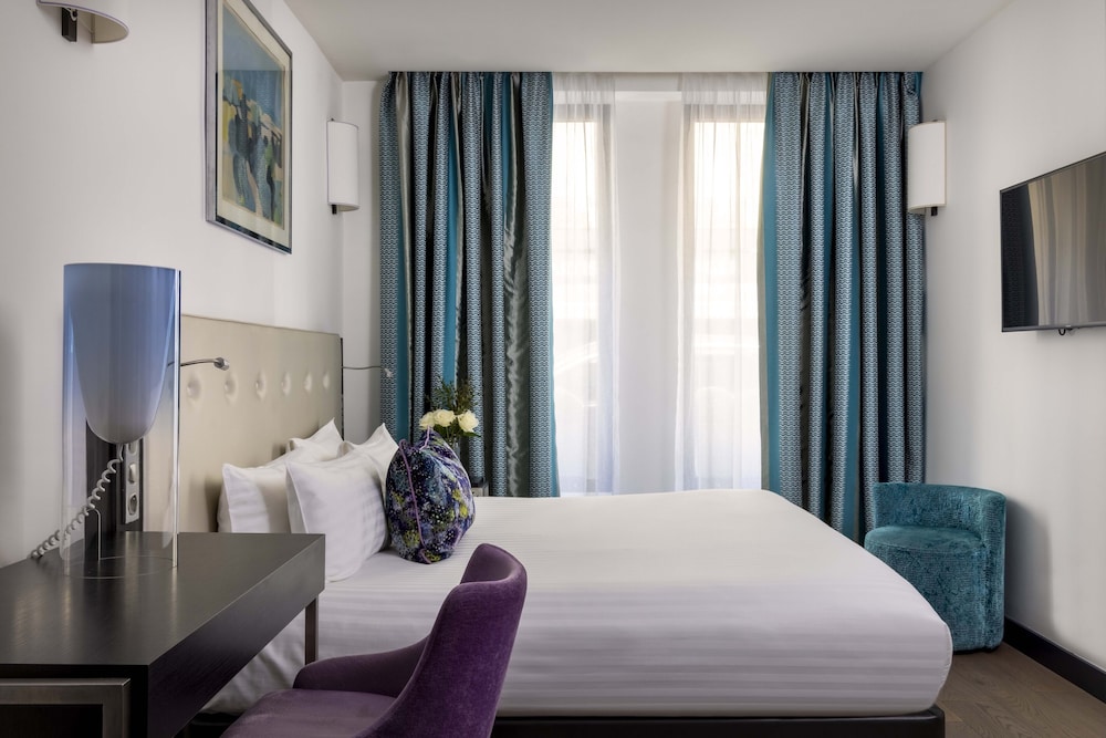 Superior Double or Twin Room photo 1