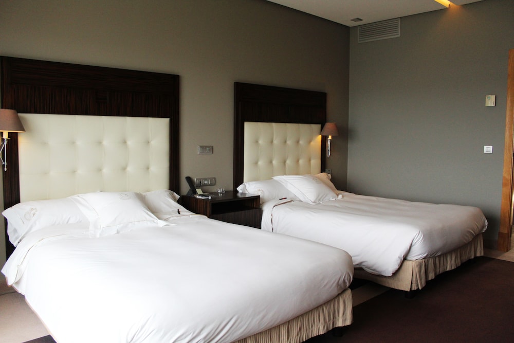 Premium Double Room - Photo 5