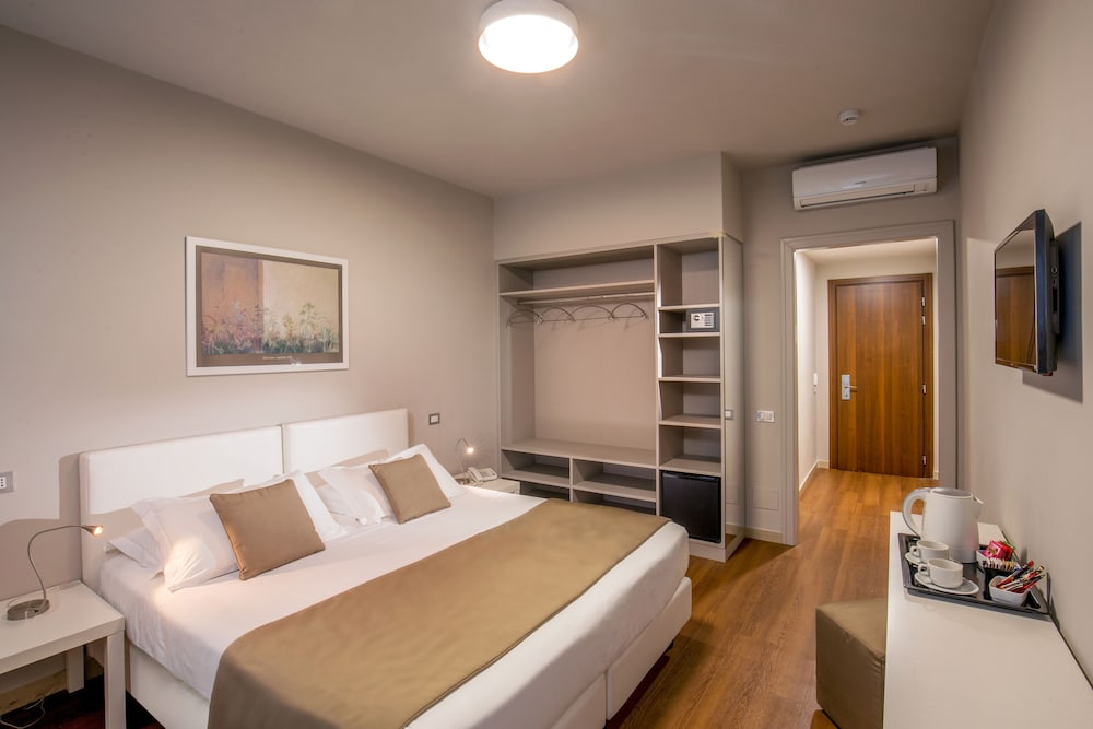 Superior Double Room Single Use photo 1