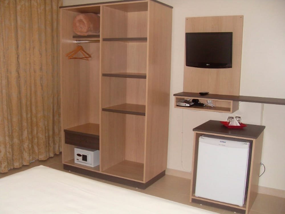 Basic Double or Twin Room photo 1