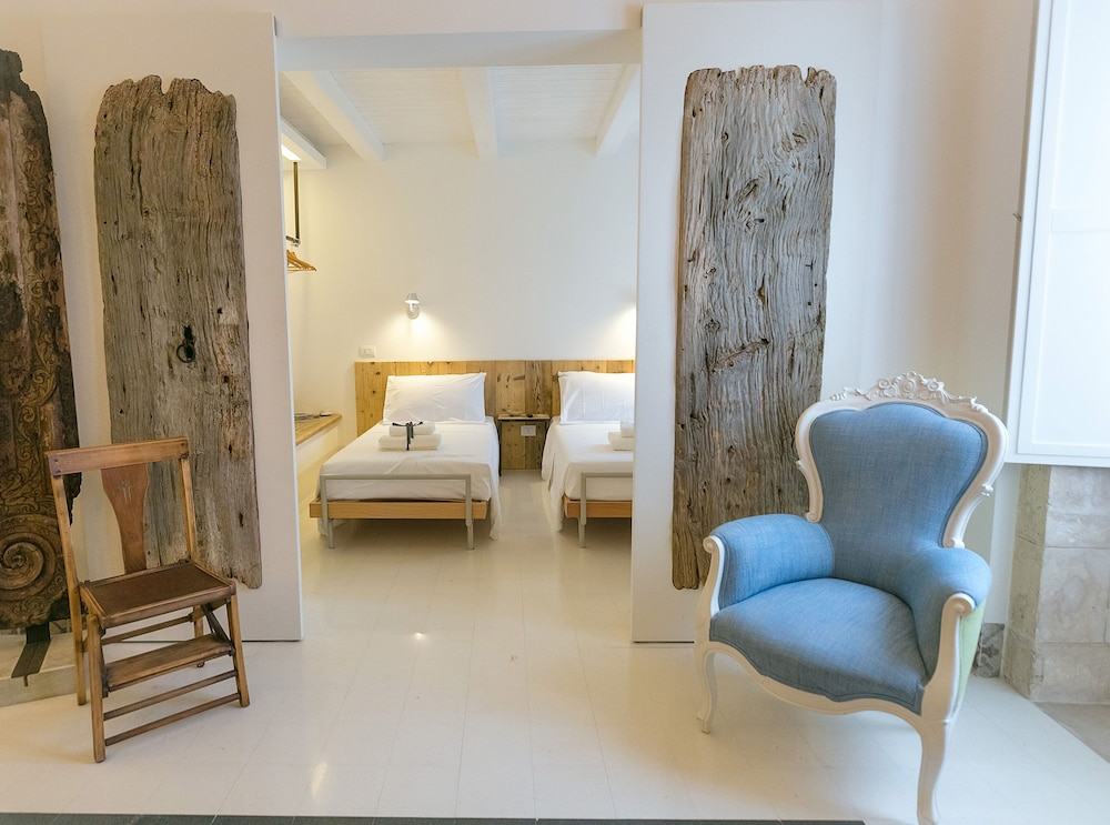 Deluxe Apartment, 2 Bedrooms, Accessible, Patio photo 1