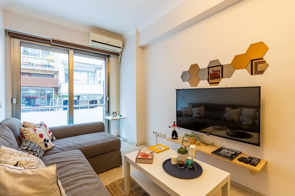 Apartment photo 1