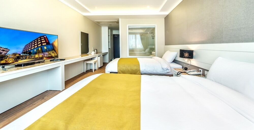 Superior Deluxe Twin Room - Photo 5