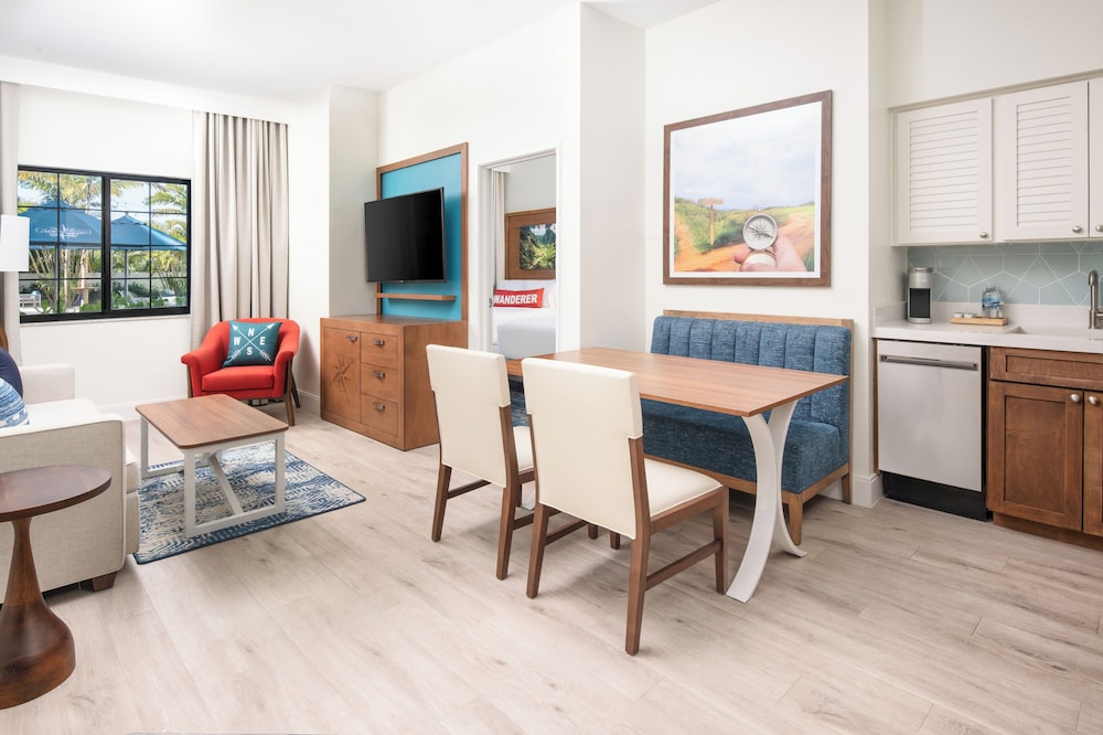 Suite, 1 Bedroom, Accessible - Photo 2