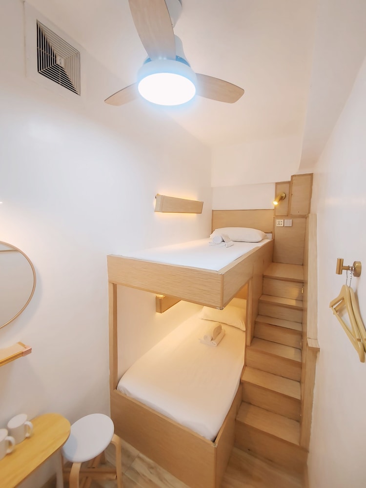 Economy Twin Room