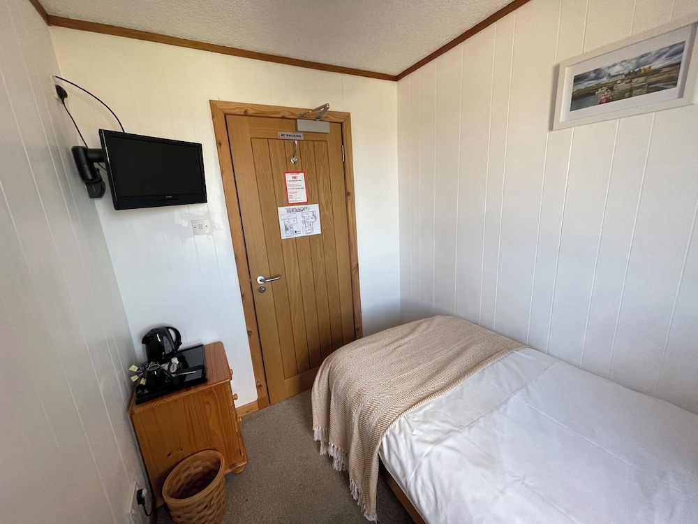 Standard Single Room photo 3