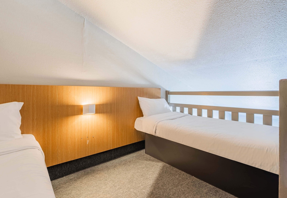 Standard Quadruple Room photo 3