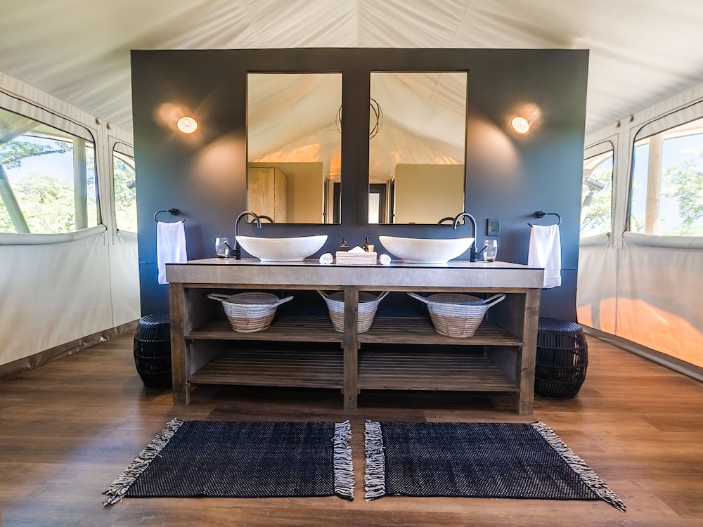 Luxury Tent - Photo 16