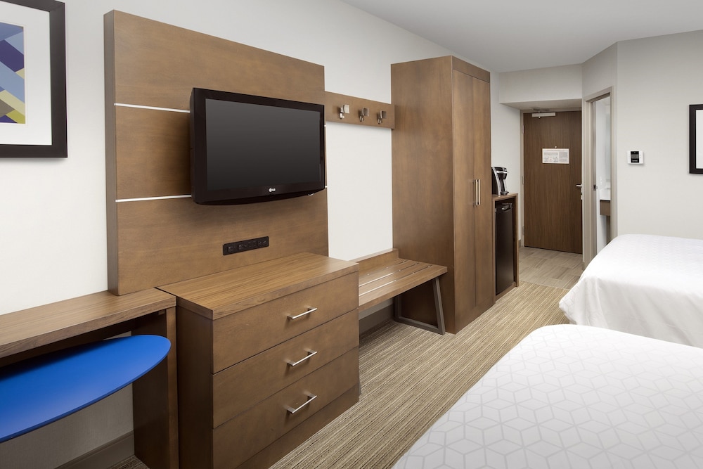 Standard Room, 2 Queen Beds, Accessible (Communications Accessible) - Photo 3
