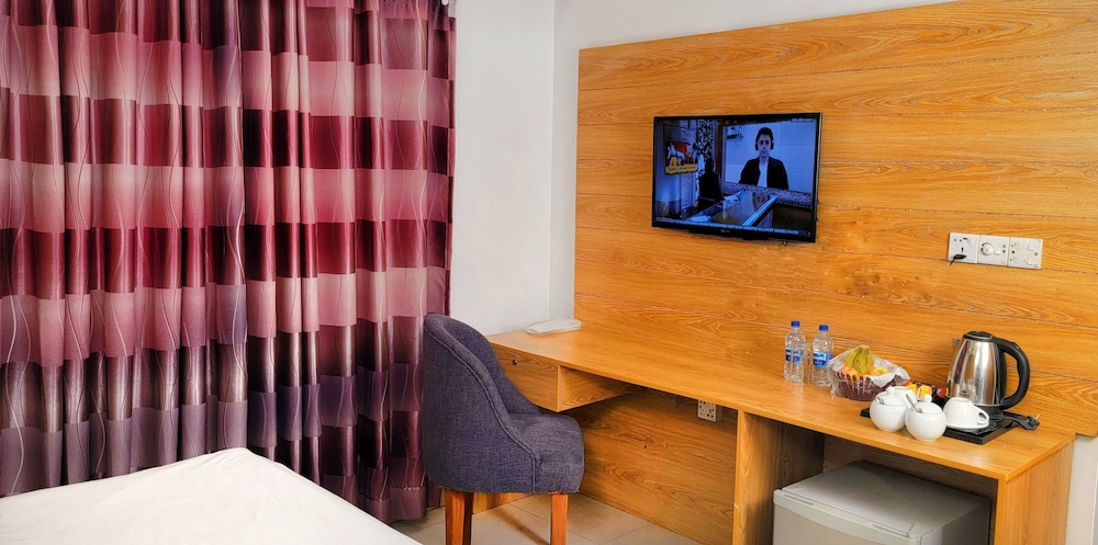 Deluxe Single Room, City View photo 2