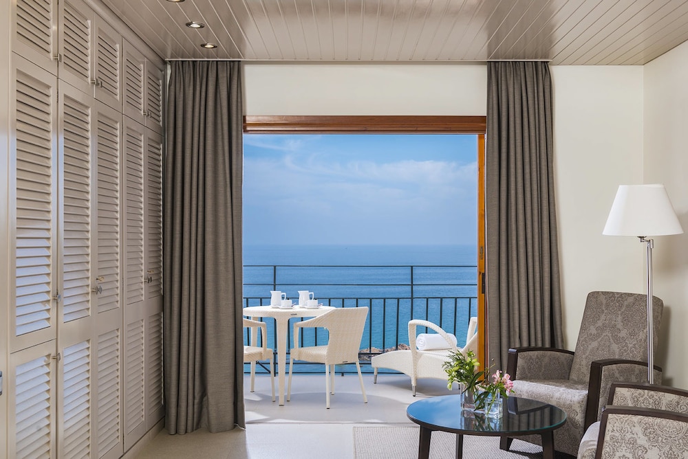 Premium Room, Terrace, Sea View - Photo 4