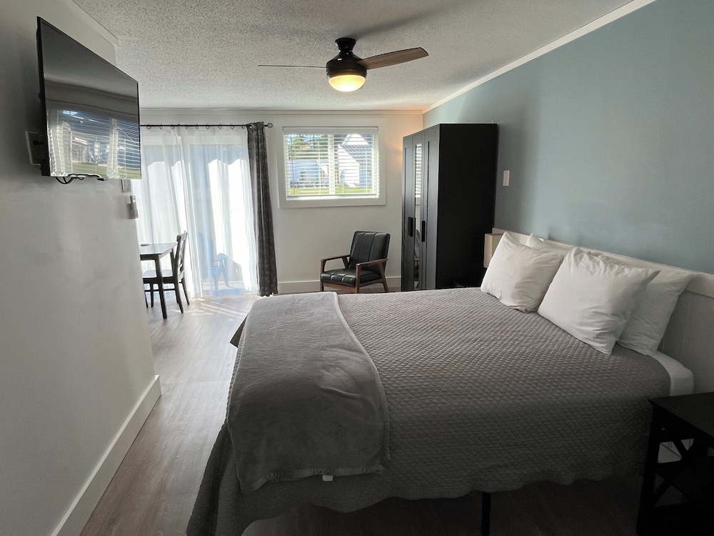 Deluxe Room, 1 King Bed