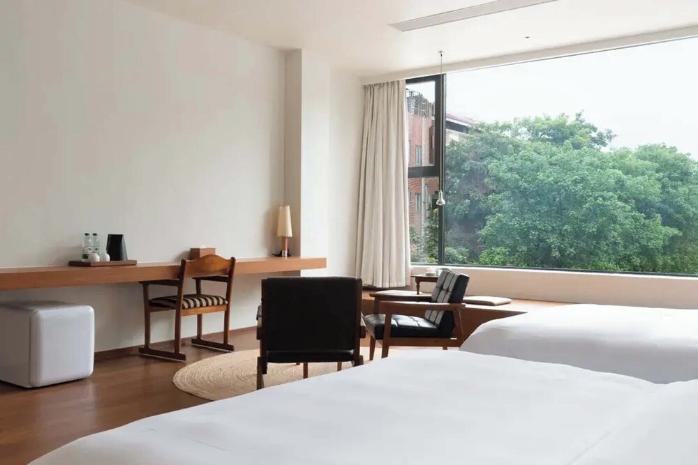 Luxury Twin Room, Garden View