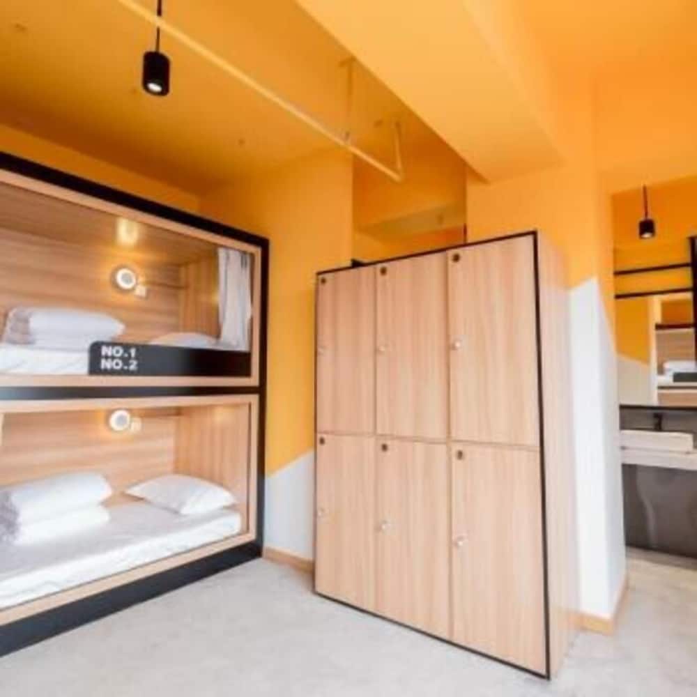 Six people Shared Dormitory -Man only photo 2