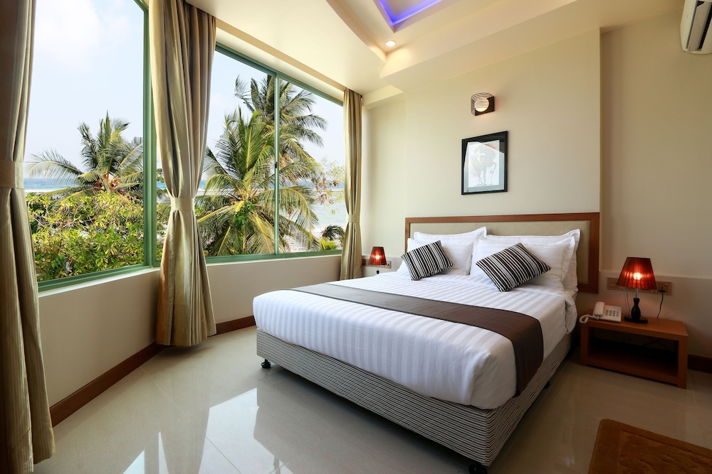 Superior Double Deluxe Room photo 2