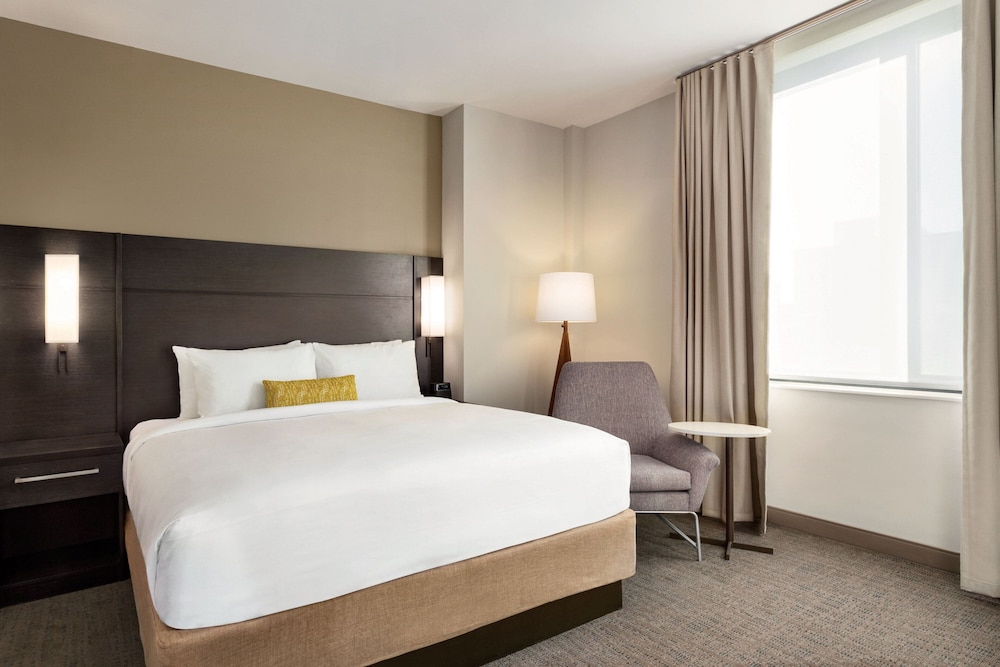 Executive Studio Suite, 1 Bedroom - Photo 2