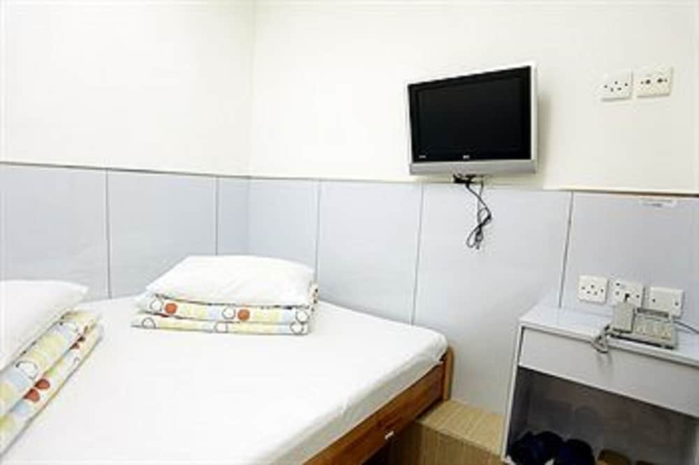Double Room, No window photo 3