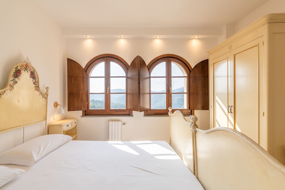 Premier Condo, 2 Bedrooms, Valley View