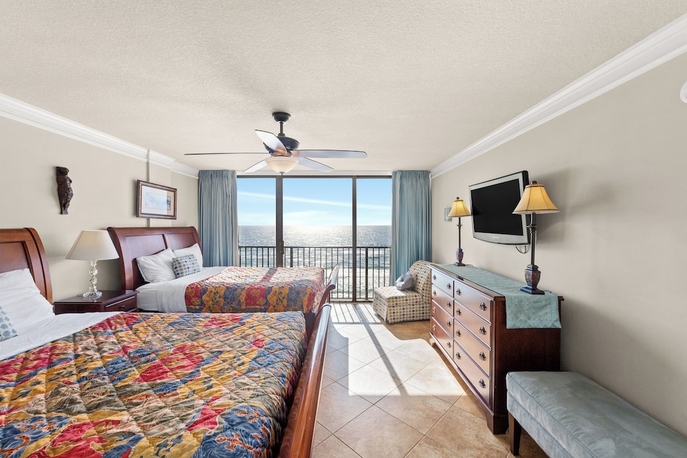 "Just Beachy" - 2 Bedroom 2 Bath Beachfront Condo, photo 6