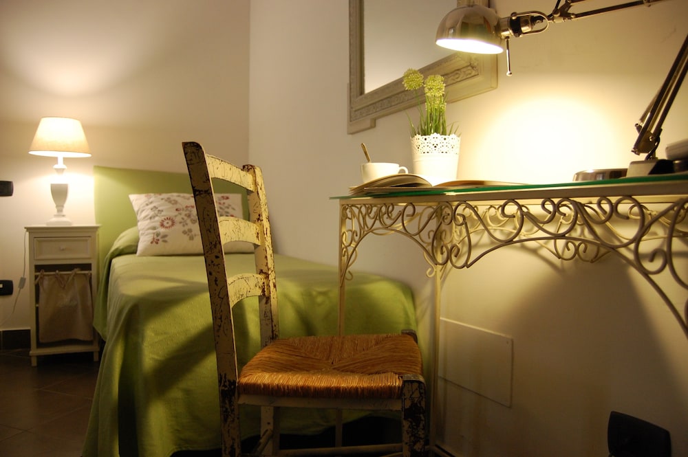 Superior Double or Twin Room - Photo 3