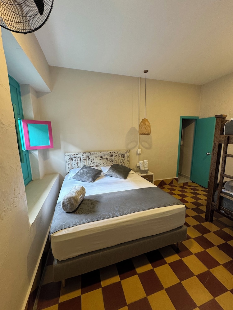 Traditional Quadruple Room photo 1