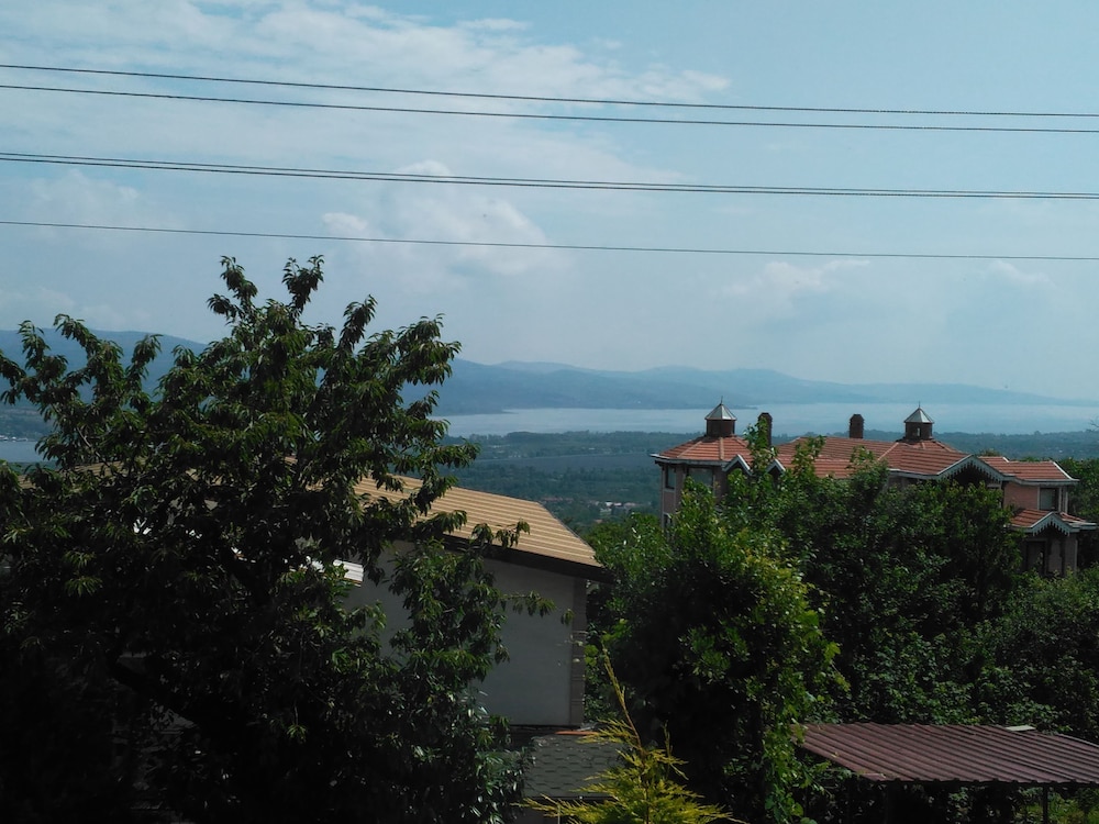 Deluxe Apartment, 2 Bedrooms, Lake View (Mimoza) photo 2
