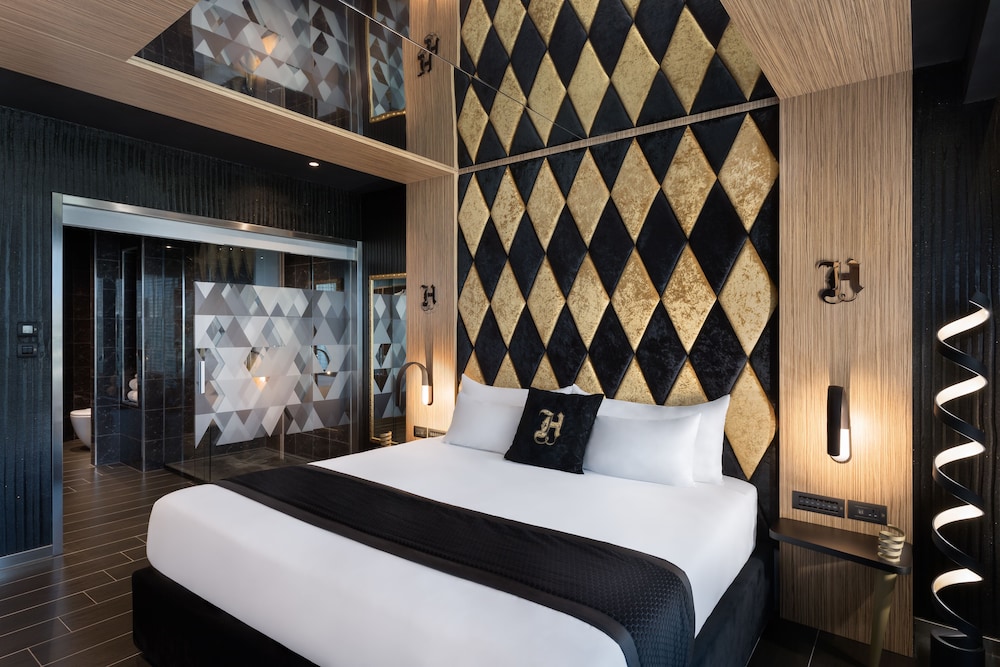 Elegant Room with Spa Access